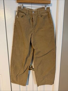 Universal Thread High Rise Barrel Leg Cropped Pants in Khaki Corduroy